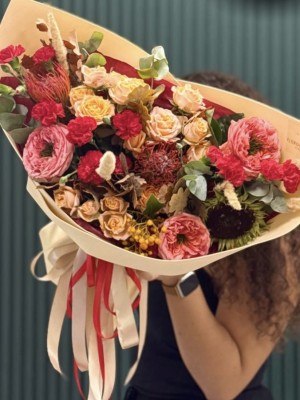 Autumn bouquet "Juicy shades"