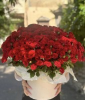 Composition of red roses
