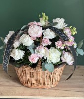 Funeral basket of fresh flowers mix