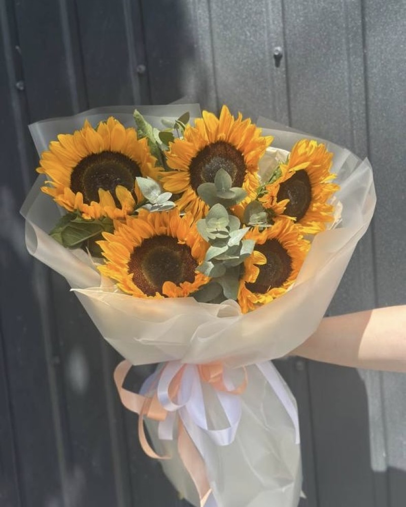 Bouquet of sunflowers "Sunny mood" | Floroom