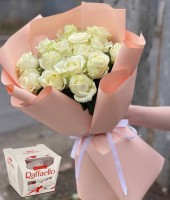 Gift set with a bouquet of 15 white Avalanche and Raffaello roses