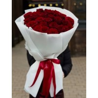 Червоні троянди Експлорер 120 см