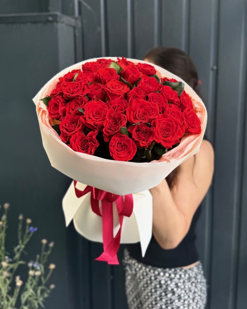31 red roses El toro