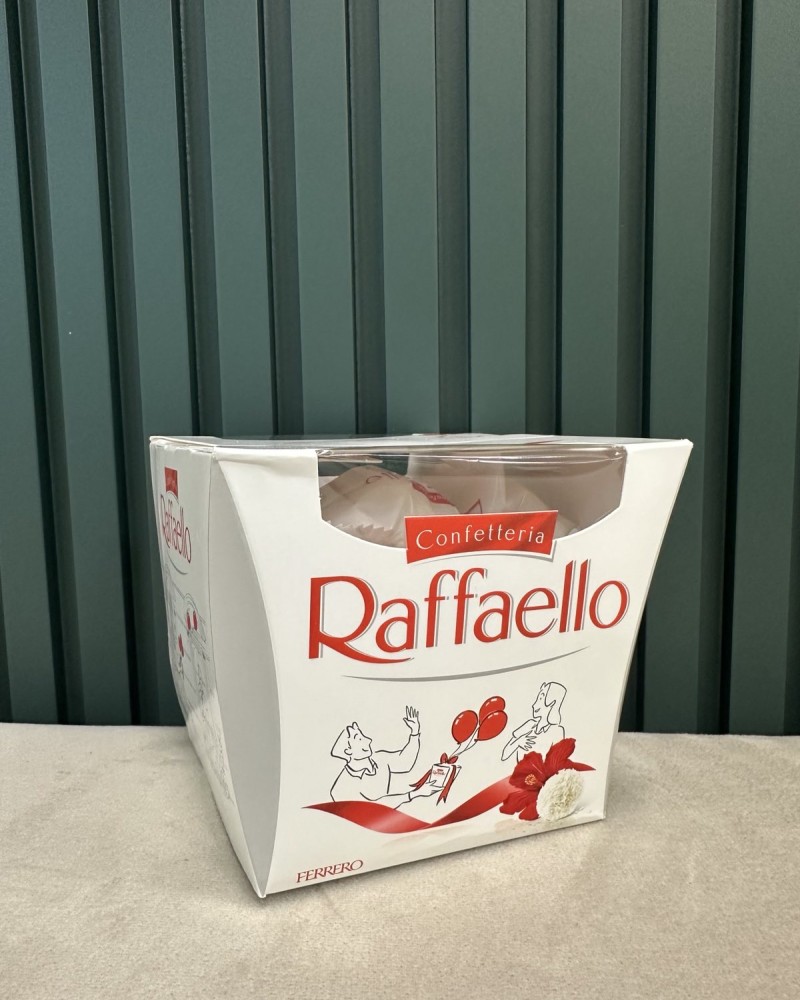 Цукерки Raffaello 150 г – солодкий подарунок