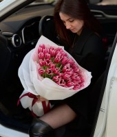 Букет із 51 тюльпана