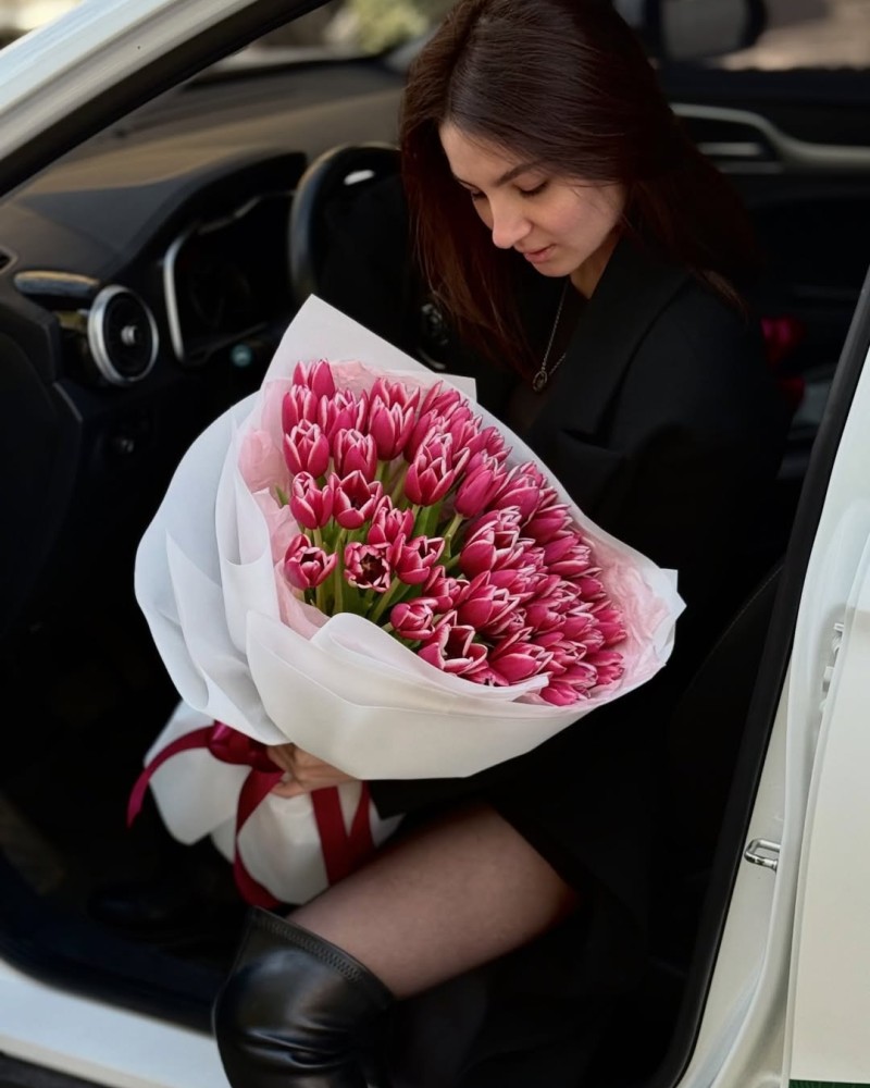 Букет із 51 тюльпана