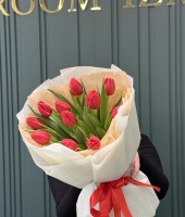 Bouquet "11 red tulips"